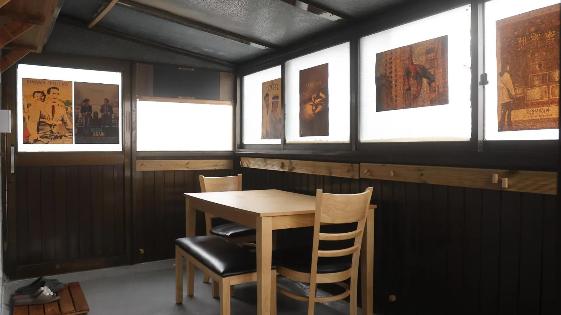 Travel And Live In A Sunny House Up To 10 Hongdae Daire Seul Güney Kore